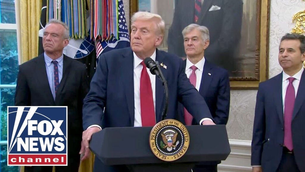 Trump, Pfizer announce major drug pricing deal Trump, Pfizer announce major drug pricing deal