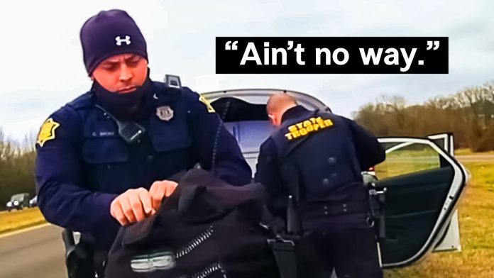 maxresdefault-222 Arkansas Trooper Makes Huge Discovery During Traffic Stop